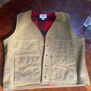Filson tin cloth cruiser vest